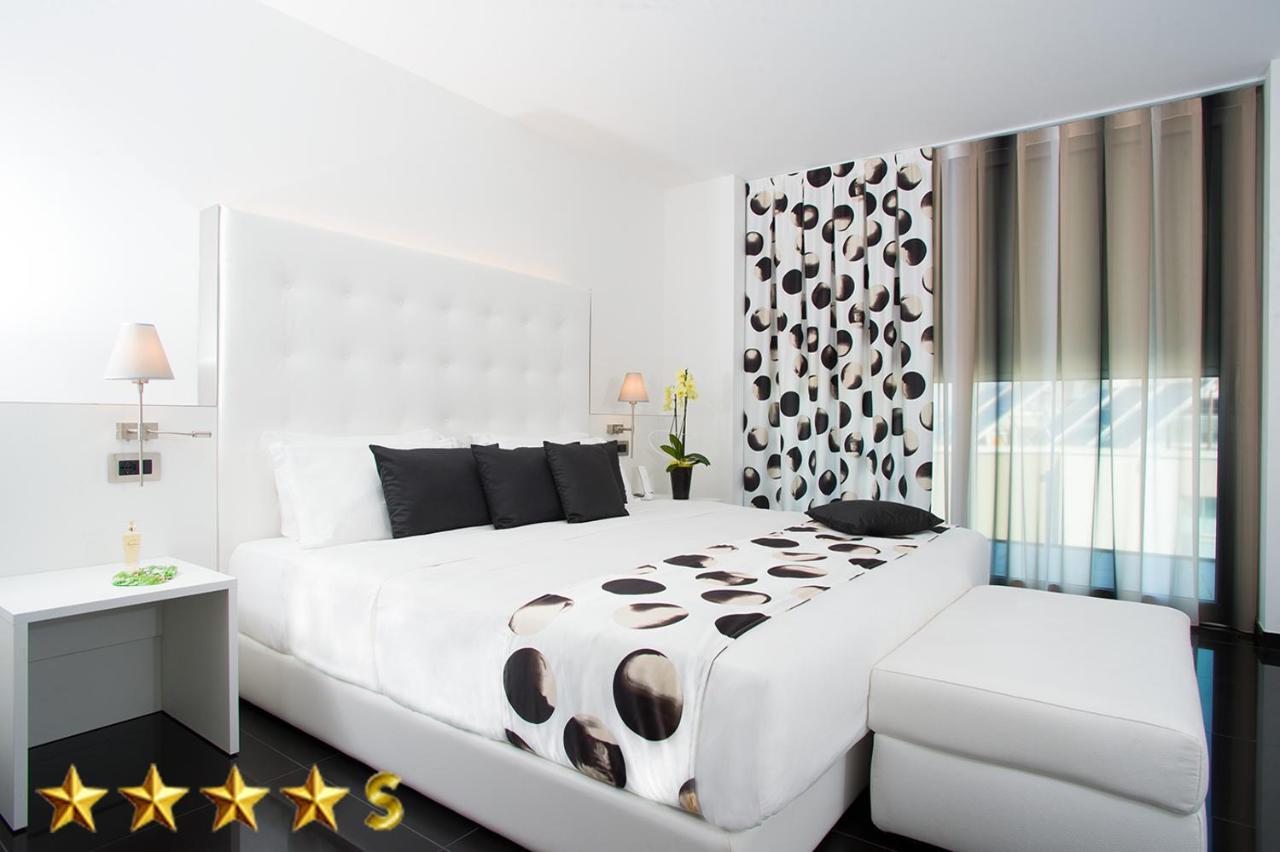 Hotel Rossini 4S Линьяно-Саббьядоро Экстерьер фото
